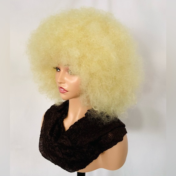 Big & Beautiful Blonde Premium Fiber Afro Wig for Daily Wear/Events/Cosplay - Picture 7 of 8